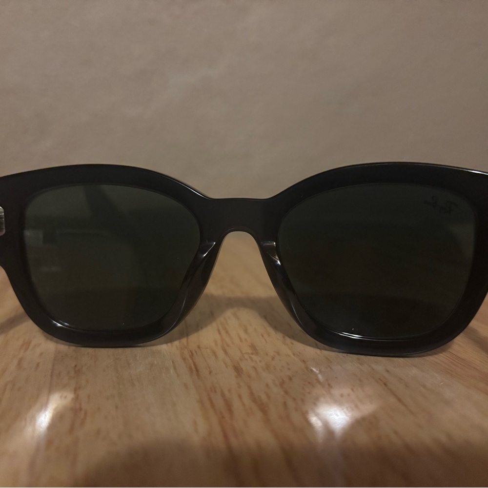 Ray-Ban Sunglasses
